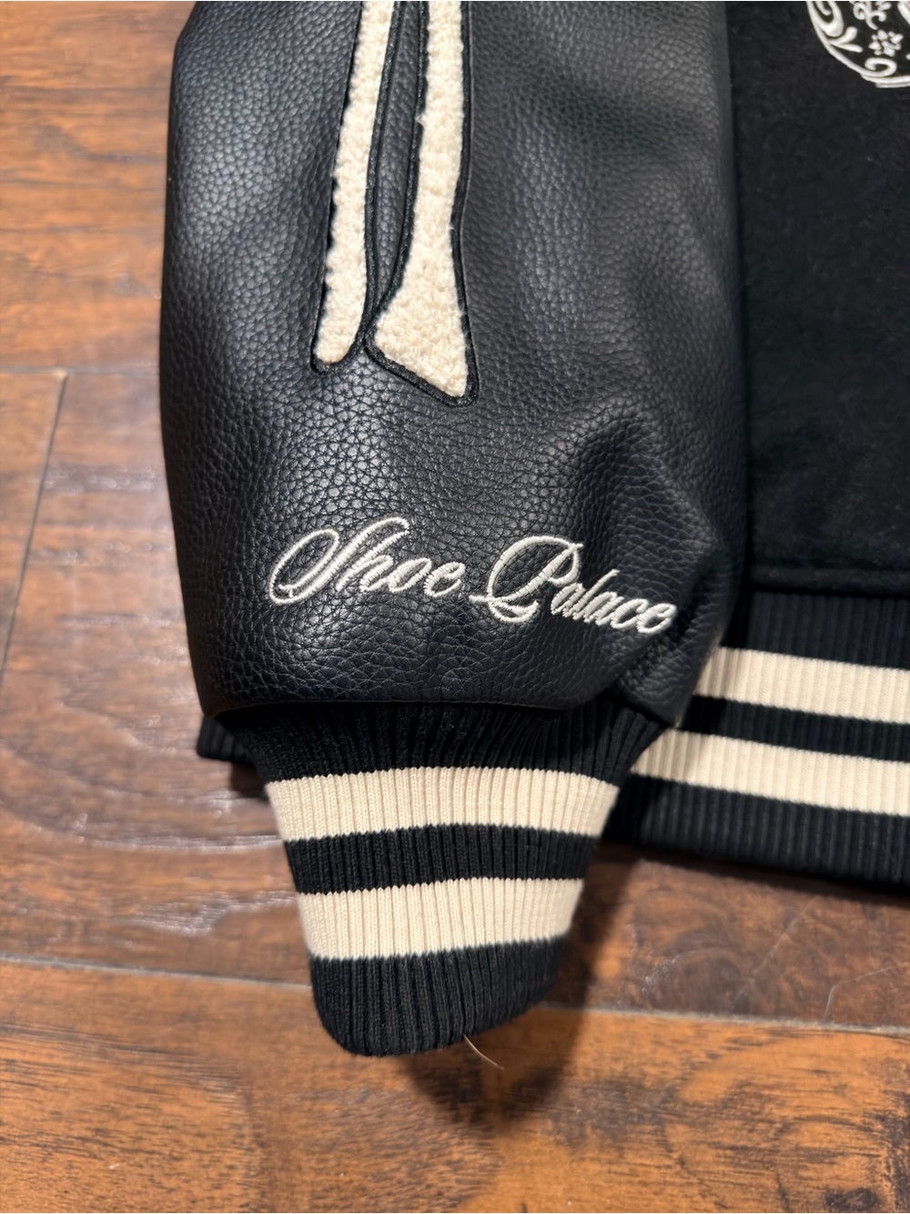 SHOE PALACE DISNEY COCO VARSITY JACKET SZ XL - Picture 6 of 6